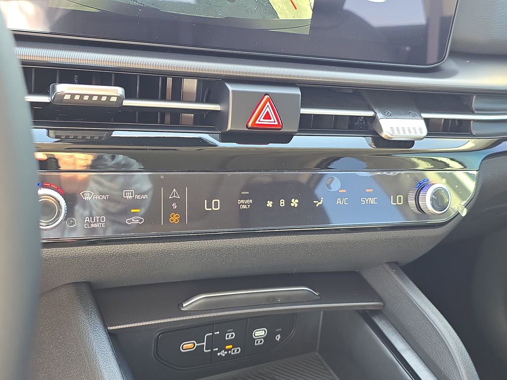 New 2026 Kia Sportage EX image 26