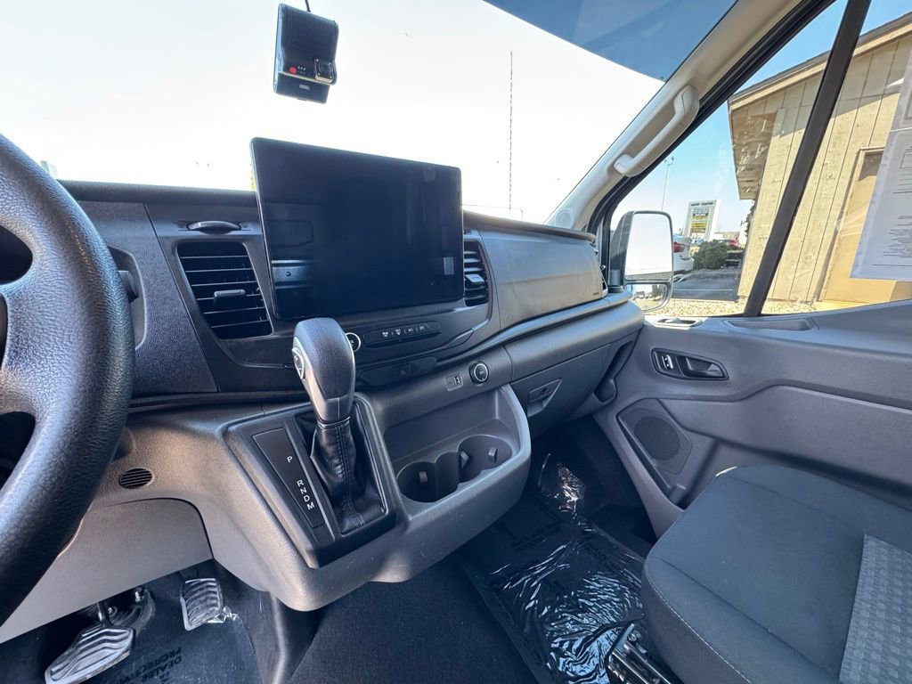 Used 2023 Ford Transit 250 148 High Roof AWD image 19