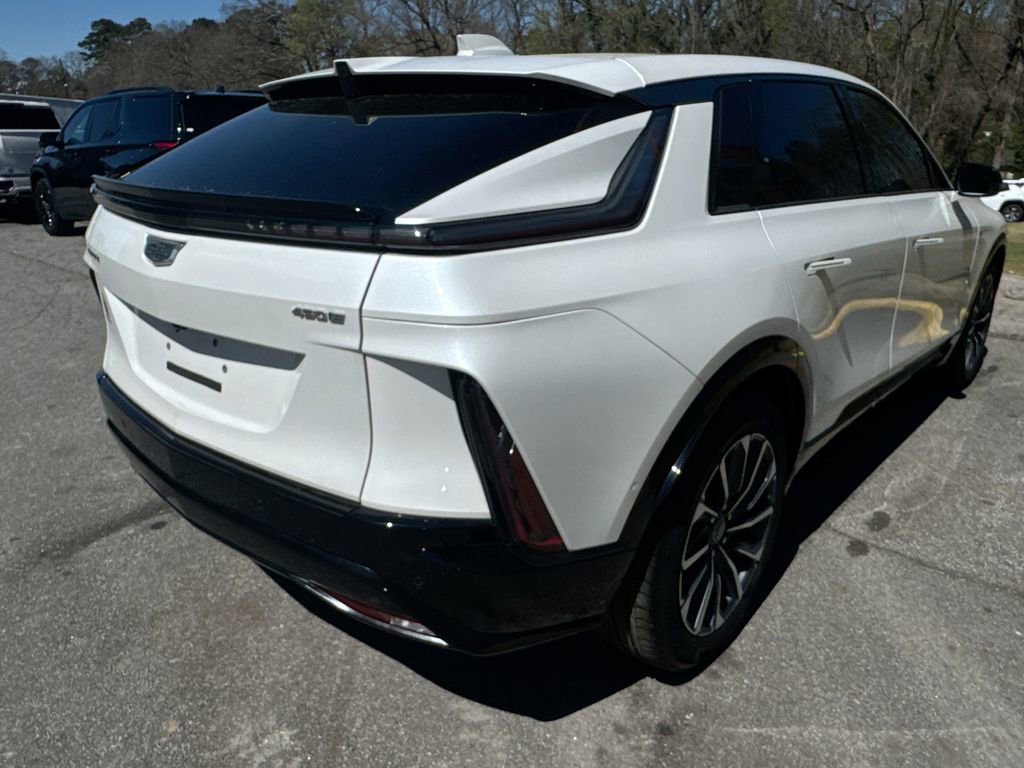 Used 2024 Cadillac Lyriq Sport image 33