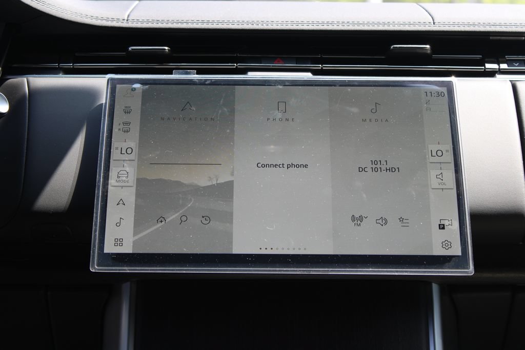 New 2026 Land Rover Range Rover SE AWD/4WD image 17