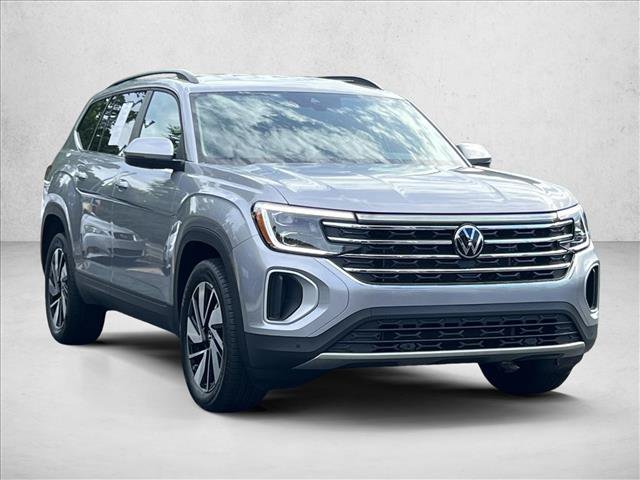 Used 2026 Volkswagen Atlas SE FWD image 3