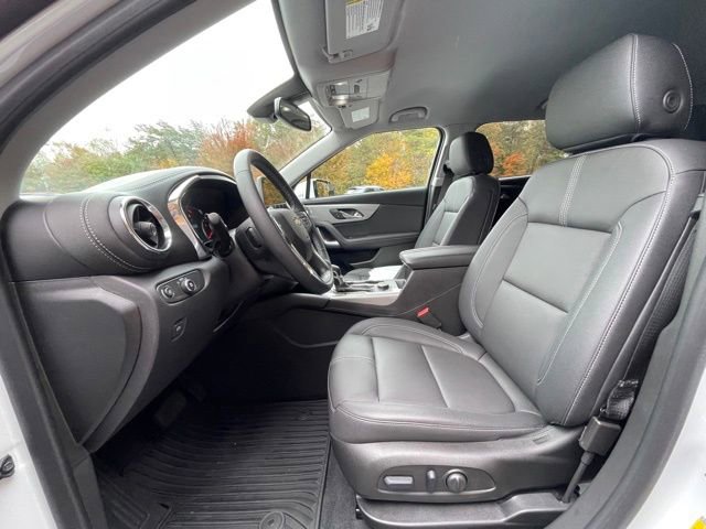 Used 2025 Chevrolet Blazer LT image 18
