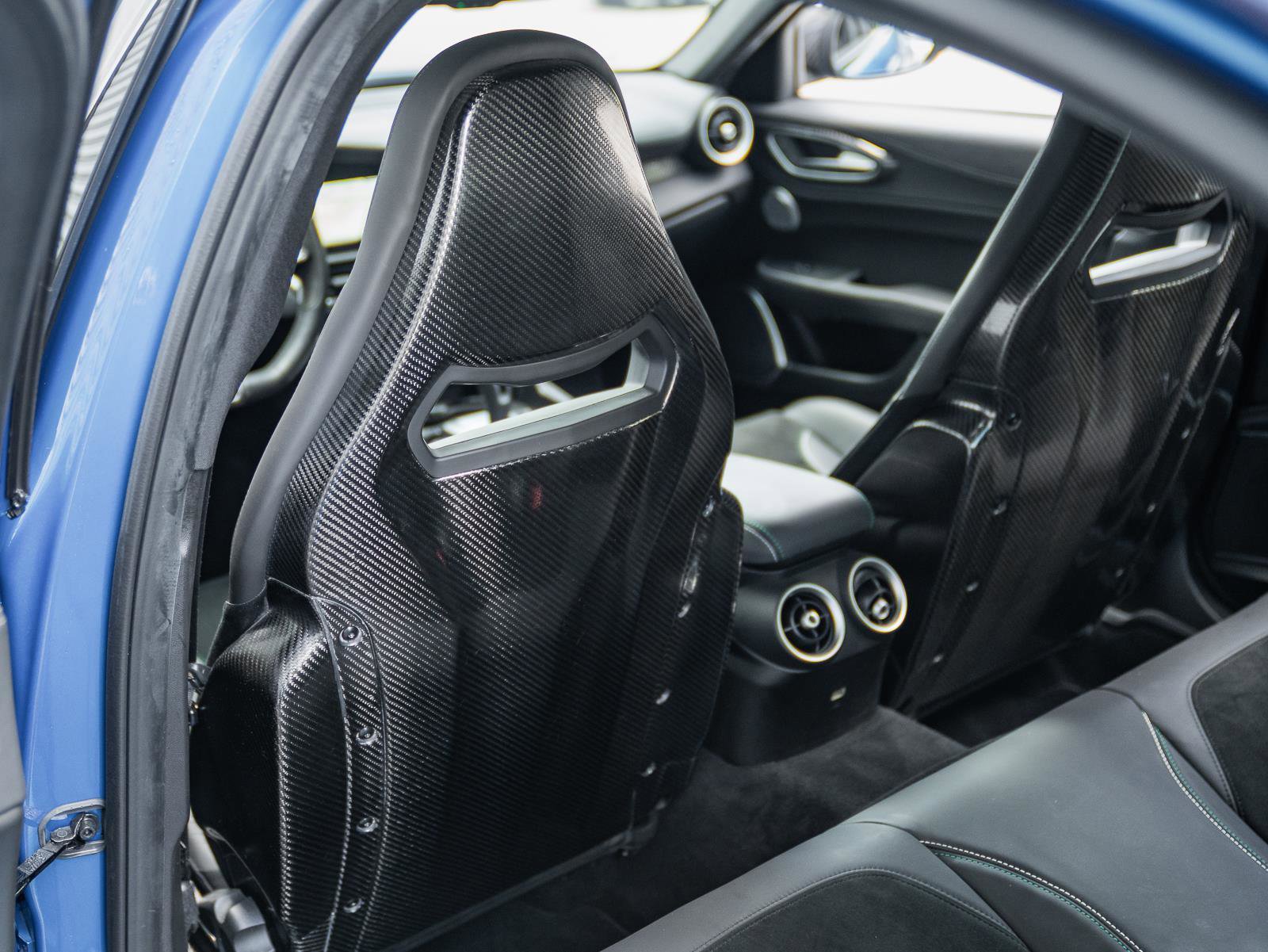 Used 2023 Alfa Romeo Giulia Quadrifoglio image 16