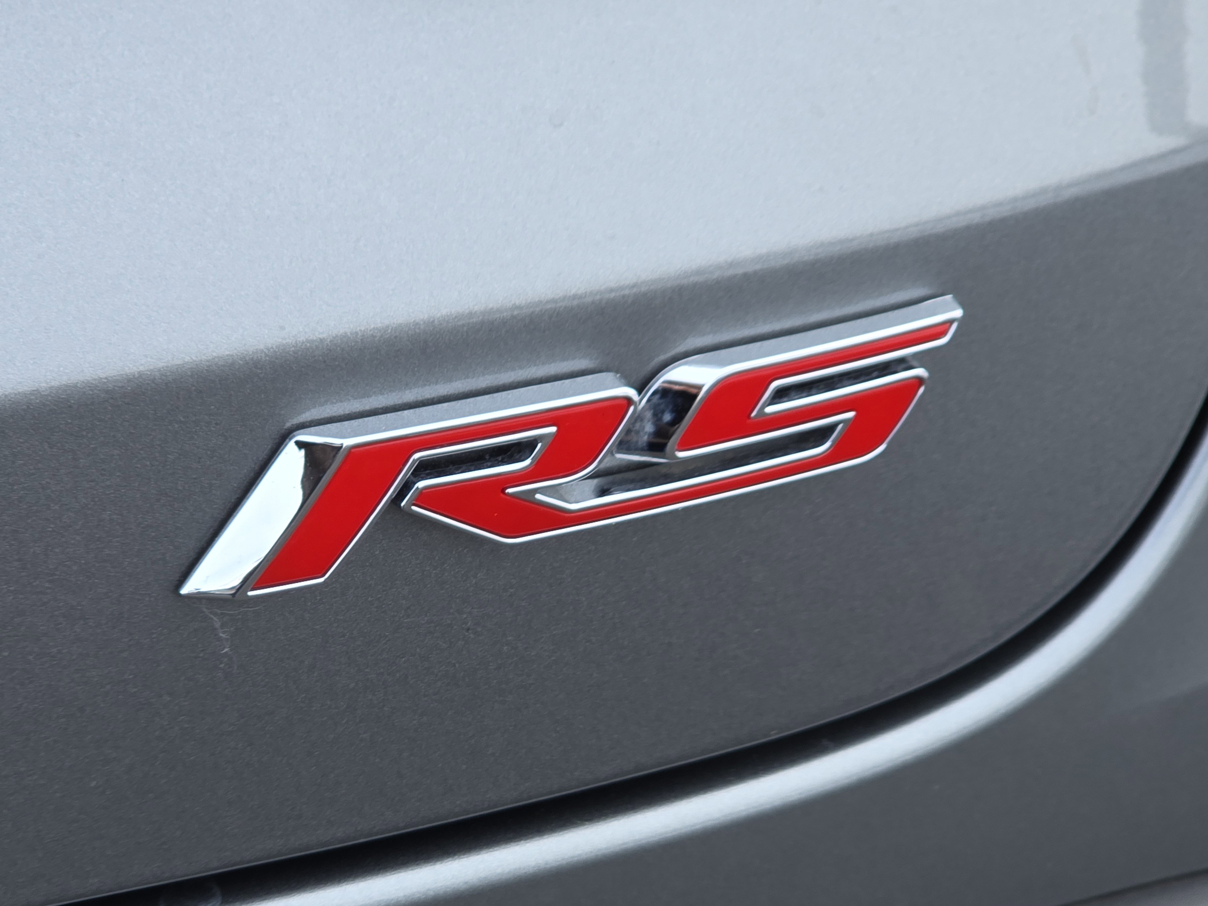 Used 2025 Chevrolet Trax RS w/ Sunroof Package image 15