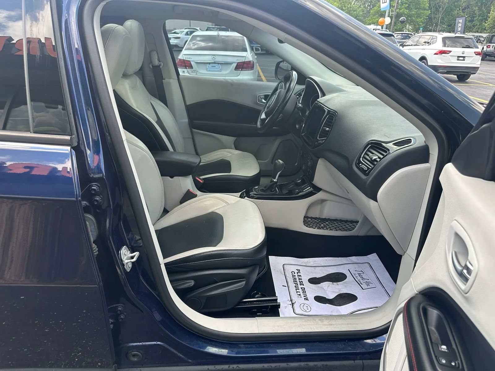 Used 2017 Jeep Compass Limited AWD/4WD image 13