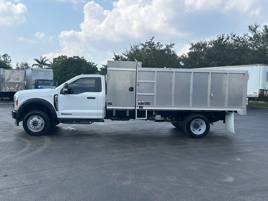 Used 2024 Ford F550 4x4 Regular Cab Super Duty image 4