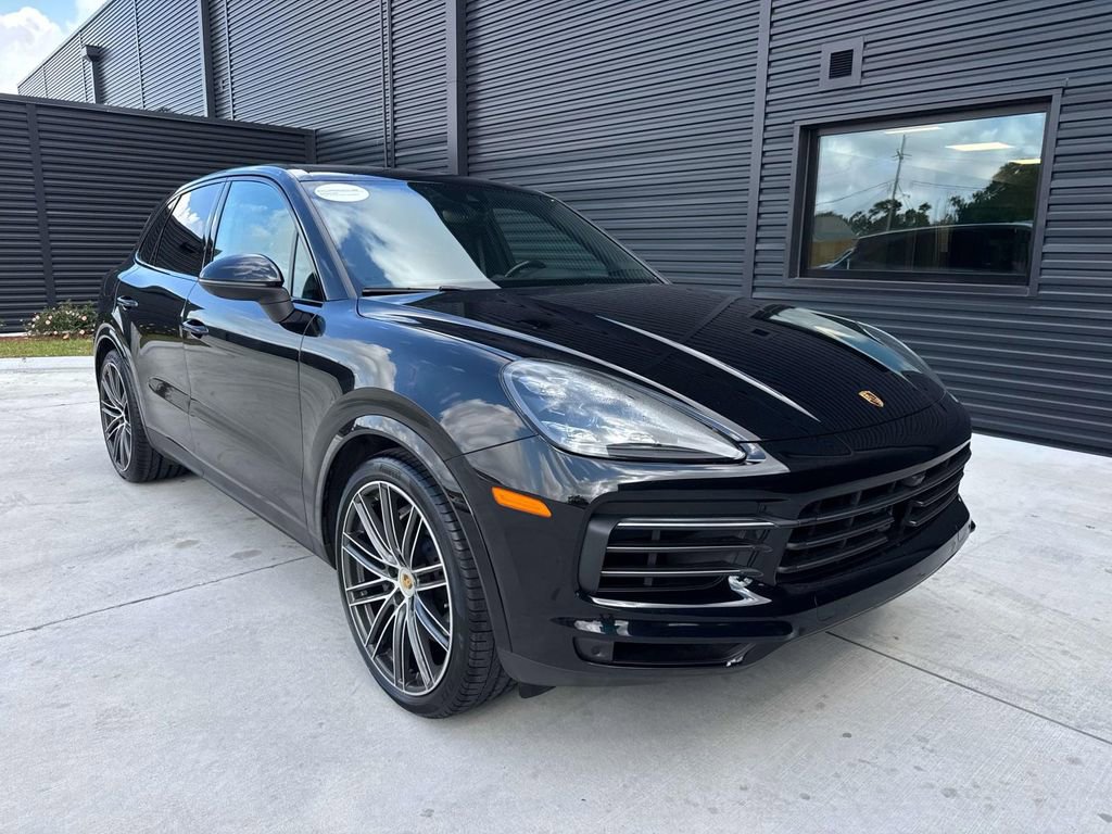 Certified 2023 Porsche Cayenne S Platinum image 9
