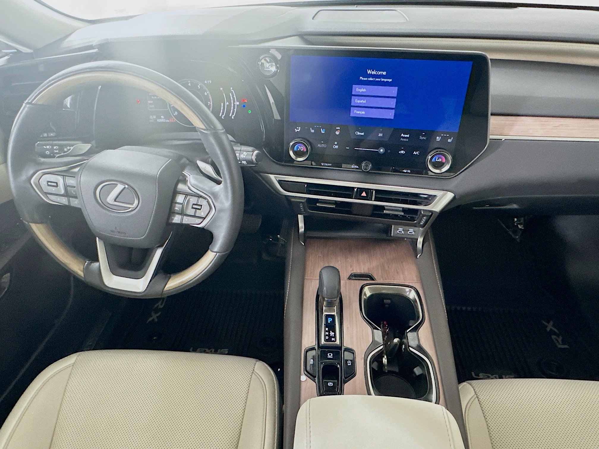 Used 2023 Lexus RX 350 Premium w/ Cold Area Package FWD image 27