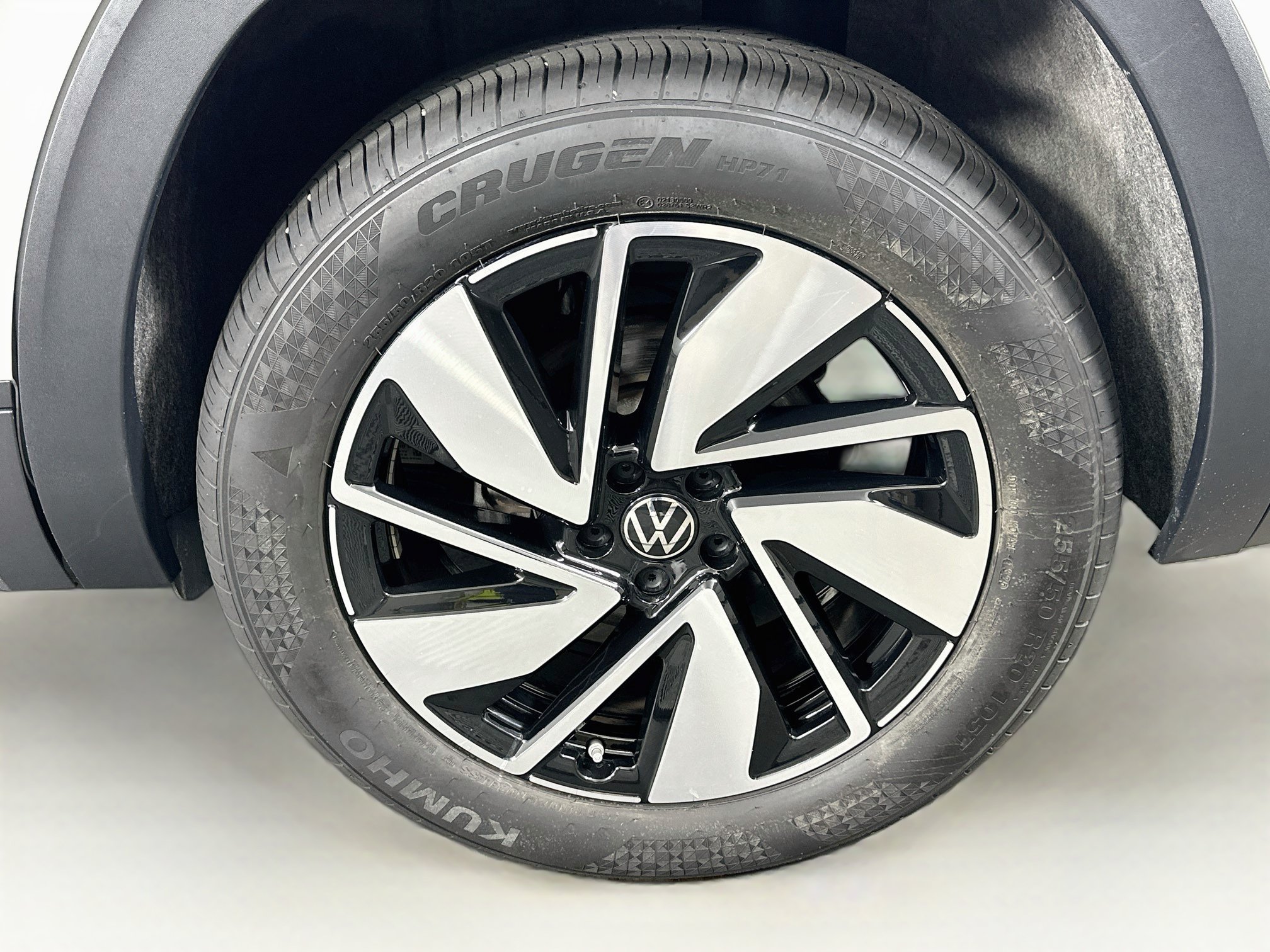 Used 2025 Volkswagen Atlas SE FWD image 11