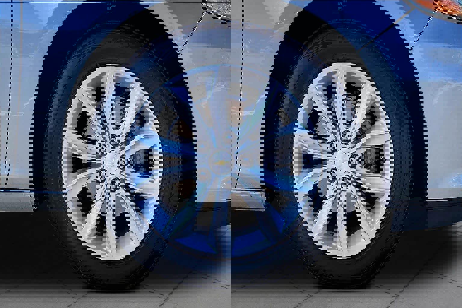 Used 2023 Chevrolet Malibu LT FWD image 10