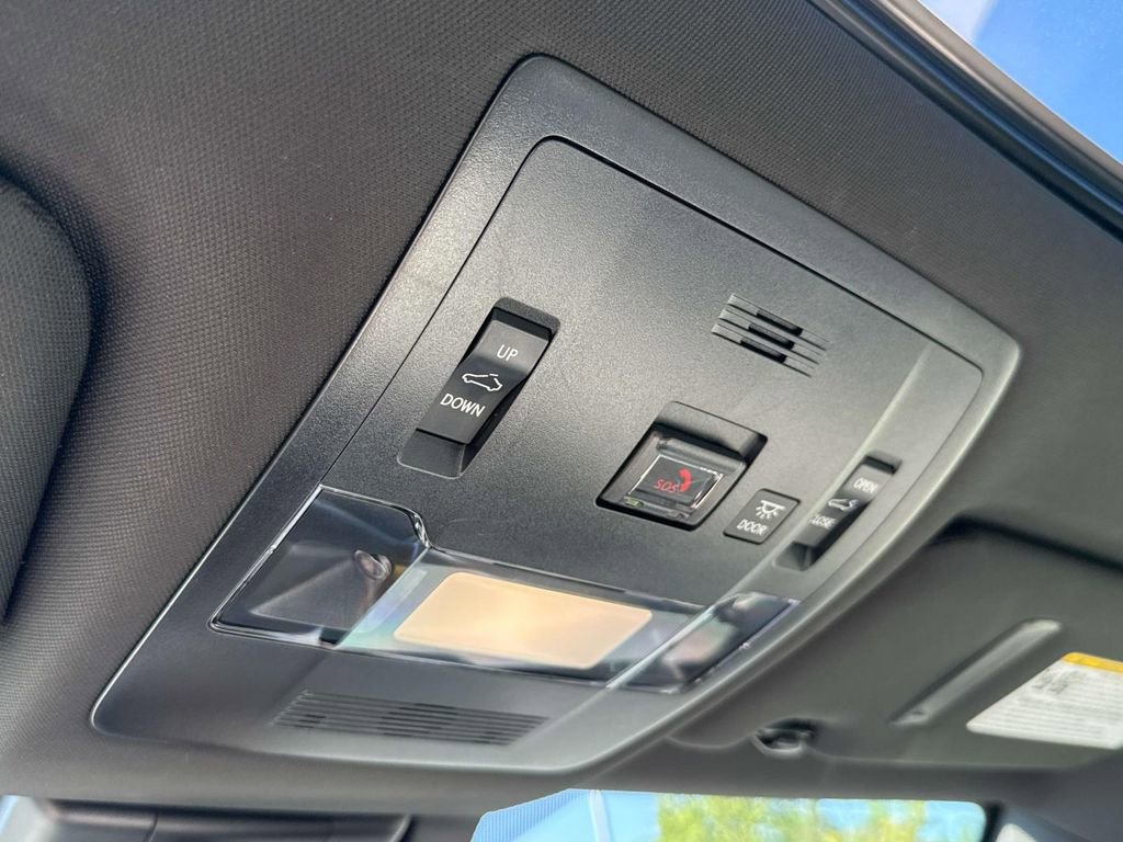 Used 2023 Lexus UX 250h AWD w/ Accessory Package (Z2) image 26