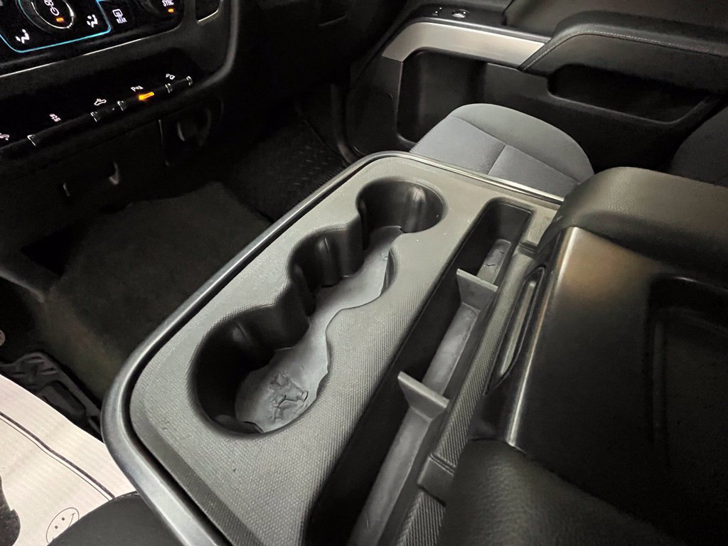 Used 2018 Chevrolet Silverado 1500 LT w/ All Star Edition AWD/4WD image 37