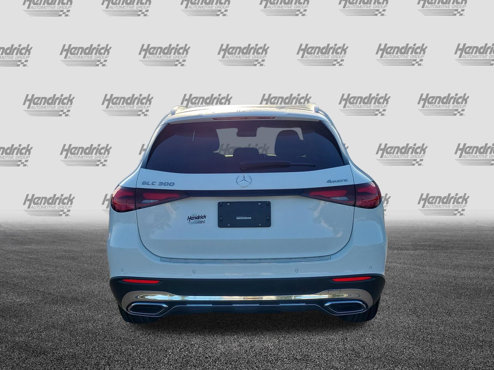 Used 2024 Mercedes-Benz GLC 300 4MATIC image 6