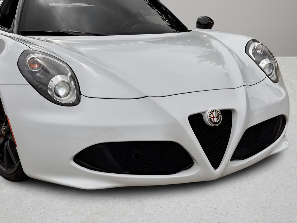 Used 2015 Alfa Romeo 4C Spider w/ Spider Track Package RWD image 24