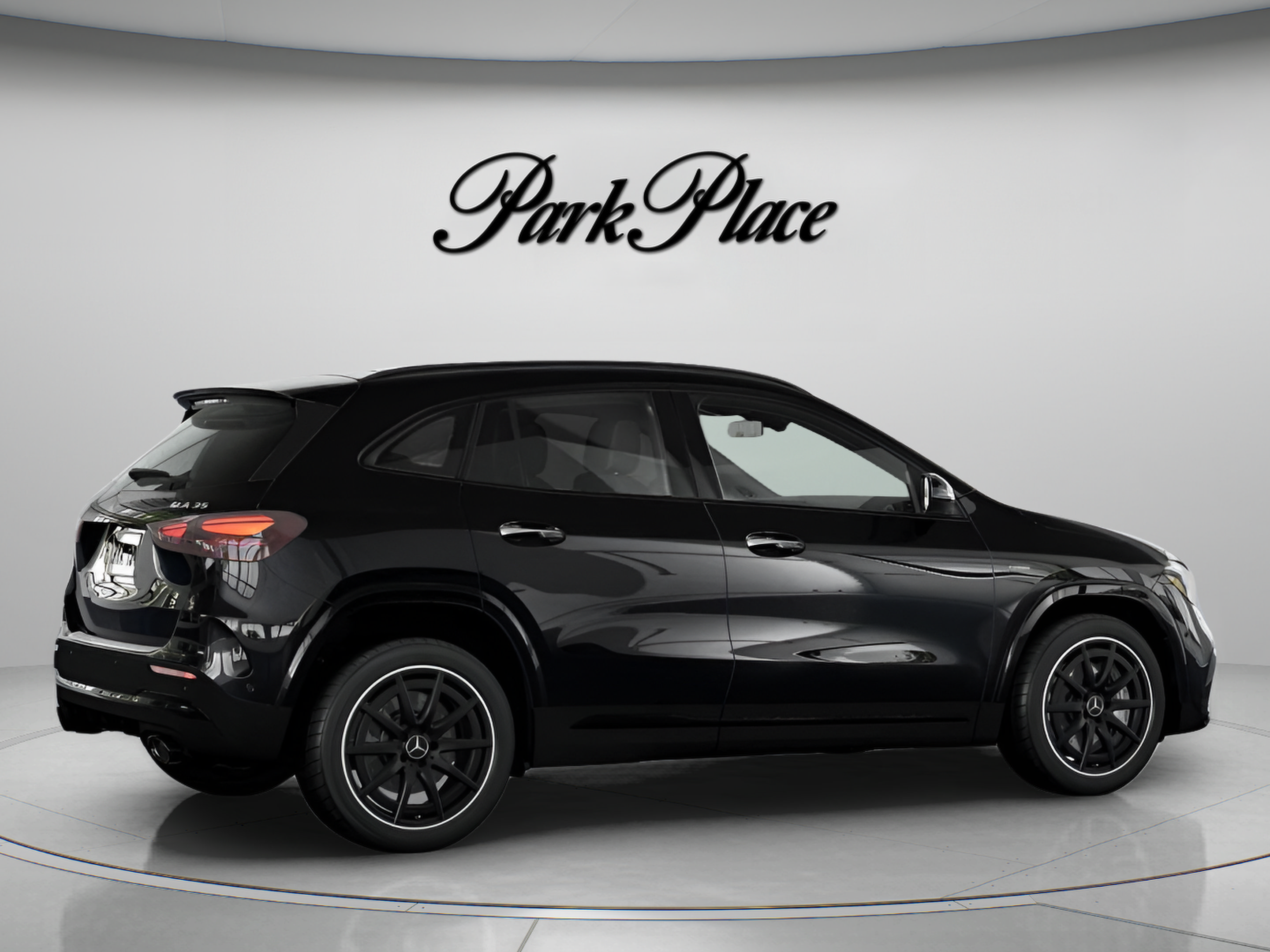 Used 2026 Mercedes-Benz GLA 35 AMG 4MATIC image 23