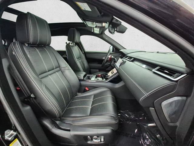 Used 2018 Land Rover Range Rover Velar R-Dynamic HSE AWD/4WD image 25