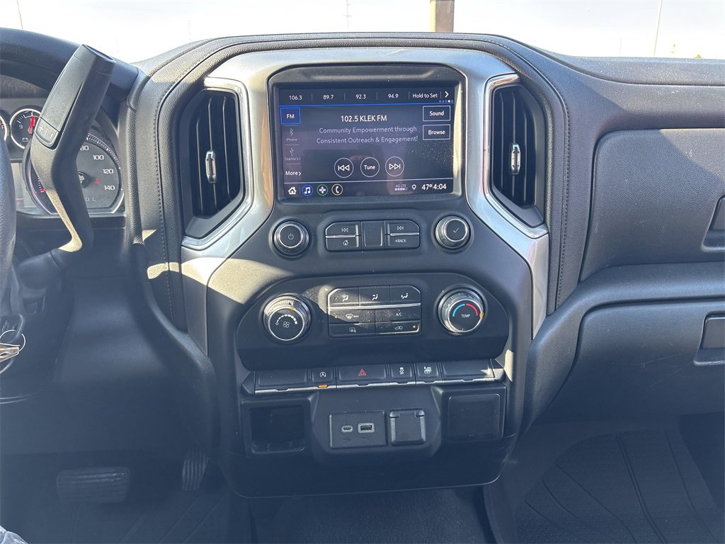 Used 2020 Chevrolet Silverado 1500 LT image 27