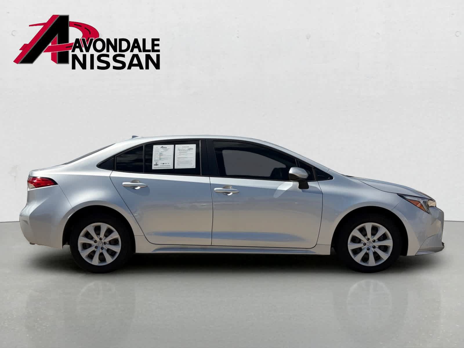 Used 2025 Toyota Corolla LE w/ Convenience Package FWD image 7