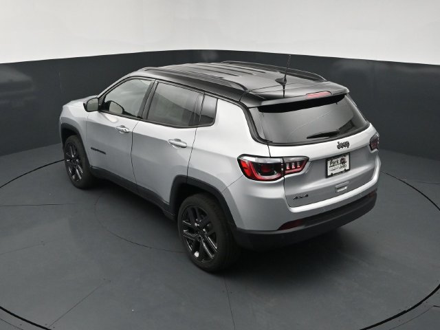 New 2026 Jeep Compass Limited AWD/4WD image 16