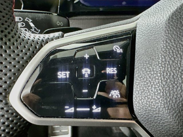 Used 2022 Volkswagen GTI Autobahn FWD image 10