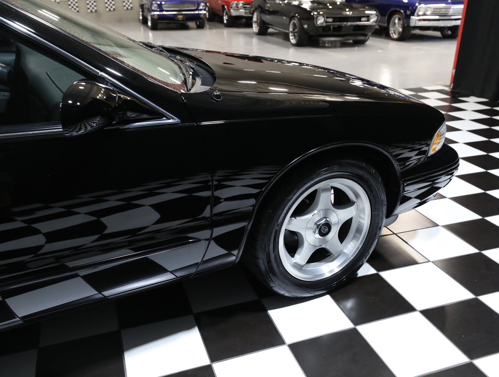 Used 1996 Chevrolet Impala SS RWD image 15