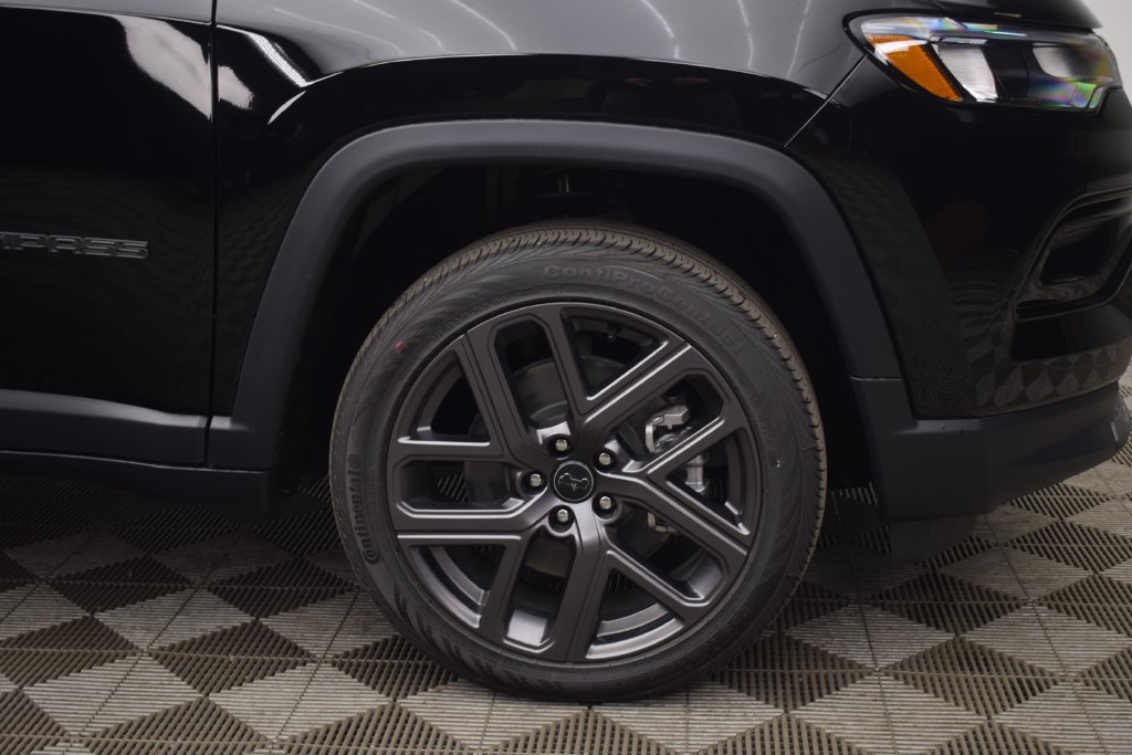 New 2026 Jeep Compass Limited AWD/4WD image 6