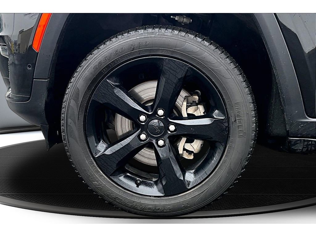 Used 2025 Jeep Grand Cherokee L Limited w/ Luxury Tech Group II image 10