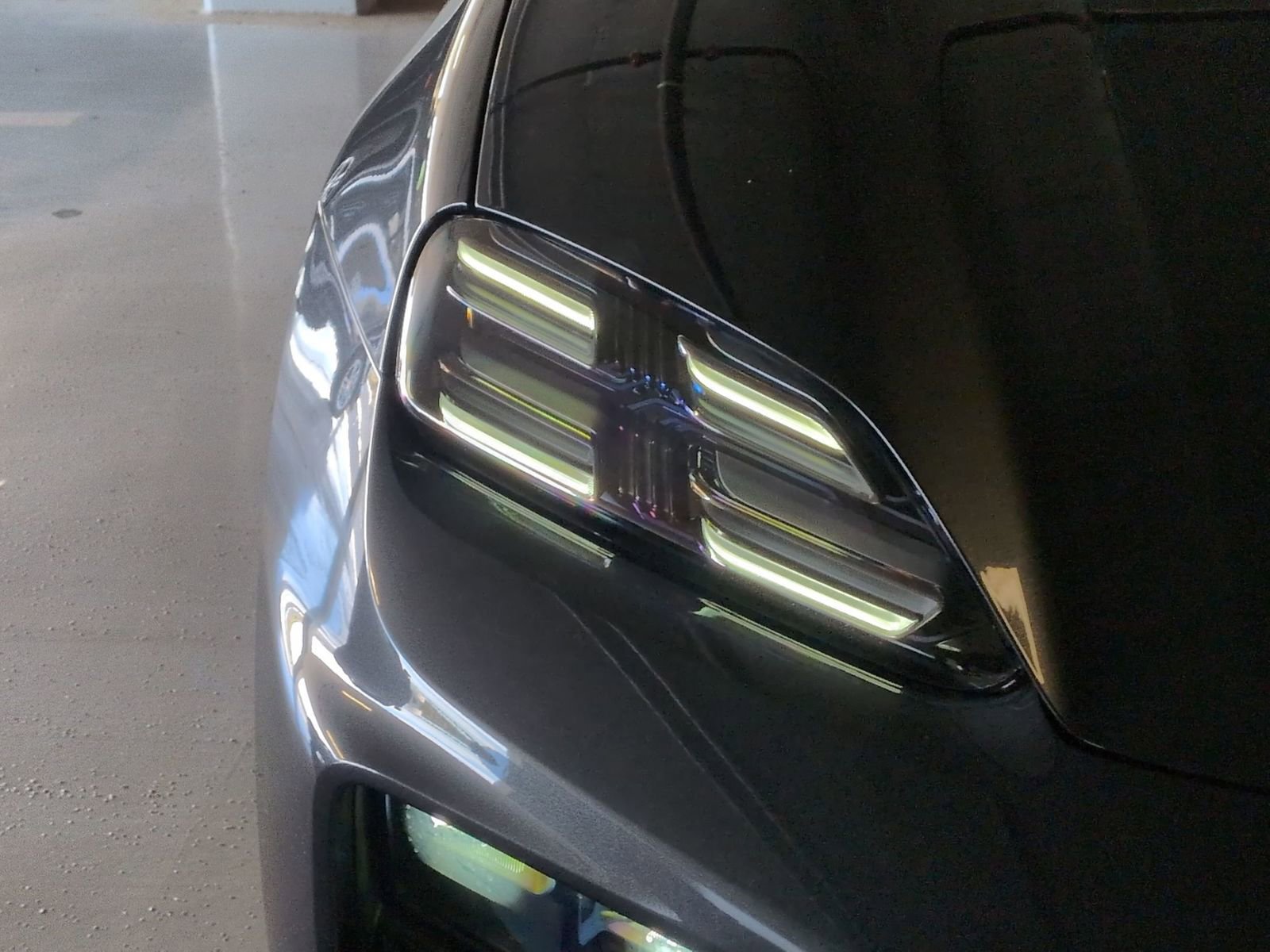 Used 2026 Porsche Macan Electric image 9