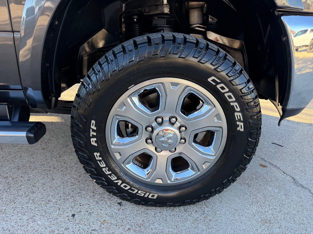 Used 2017 RAM 2500 Lone Star image 17