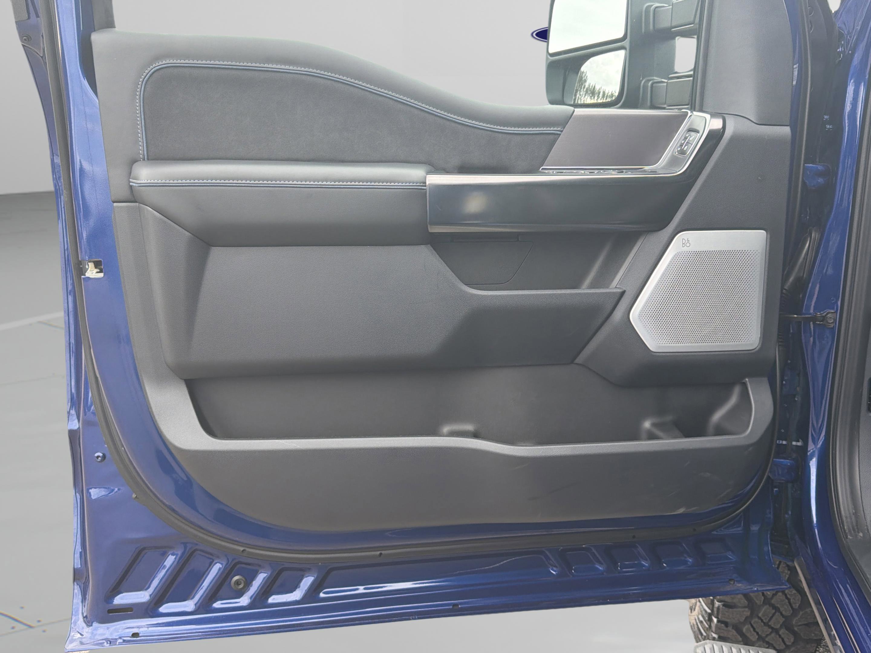 New 2026 Ford F250 Platinum w/ Tremor Off-Road Package image 14