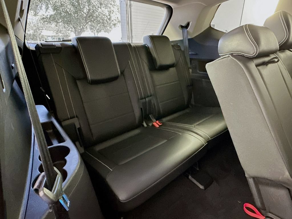 Used 2023 Volkswagen Atlas SE w/ Black Wheel Package FWD image 26