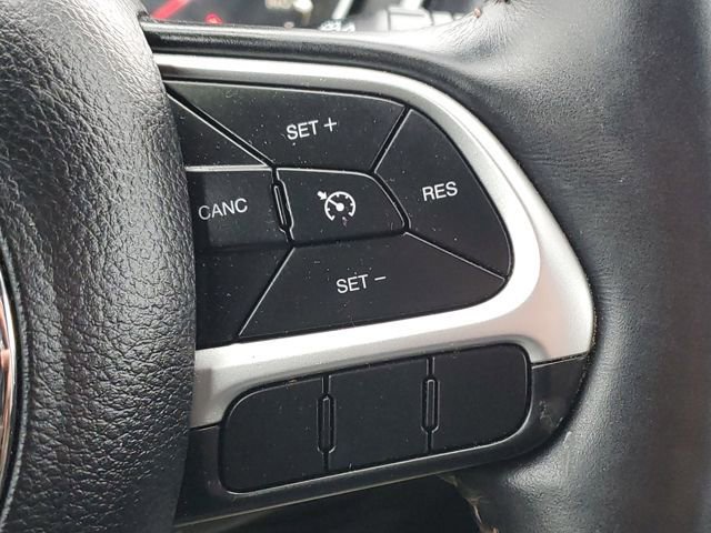 Used 2017 Jeep Compass Limited w/ Navigation Group image 14