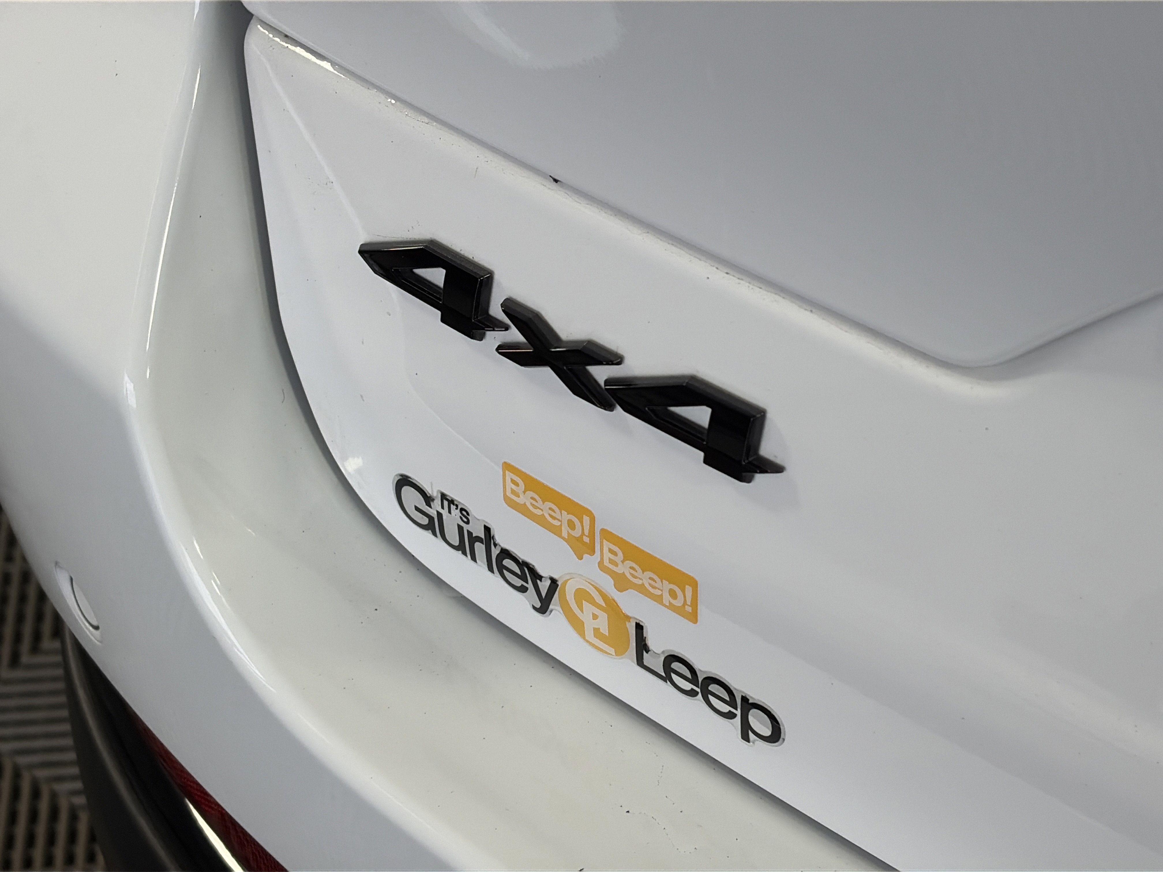Used 2024 Jeep Grand Cherokee Altitude AWD/4WD image 16