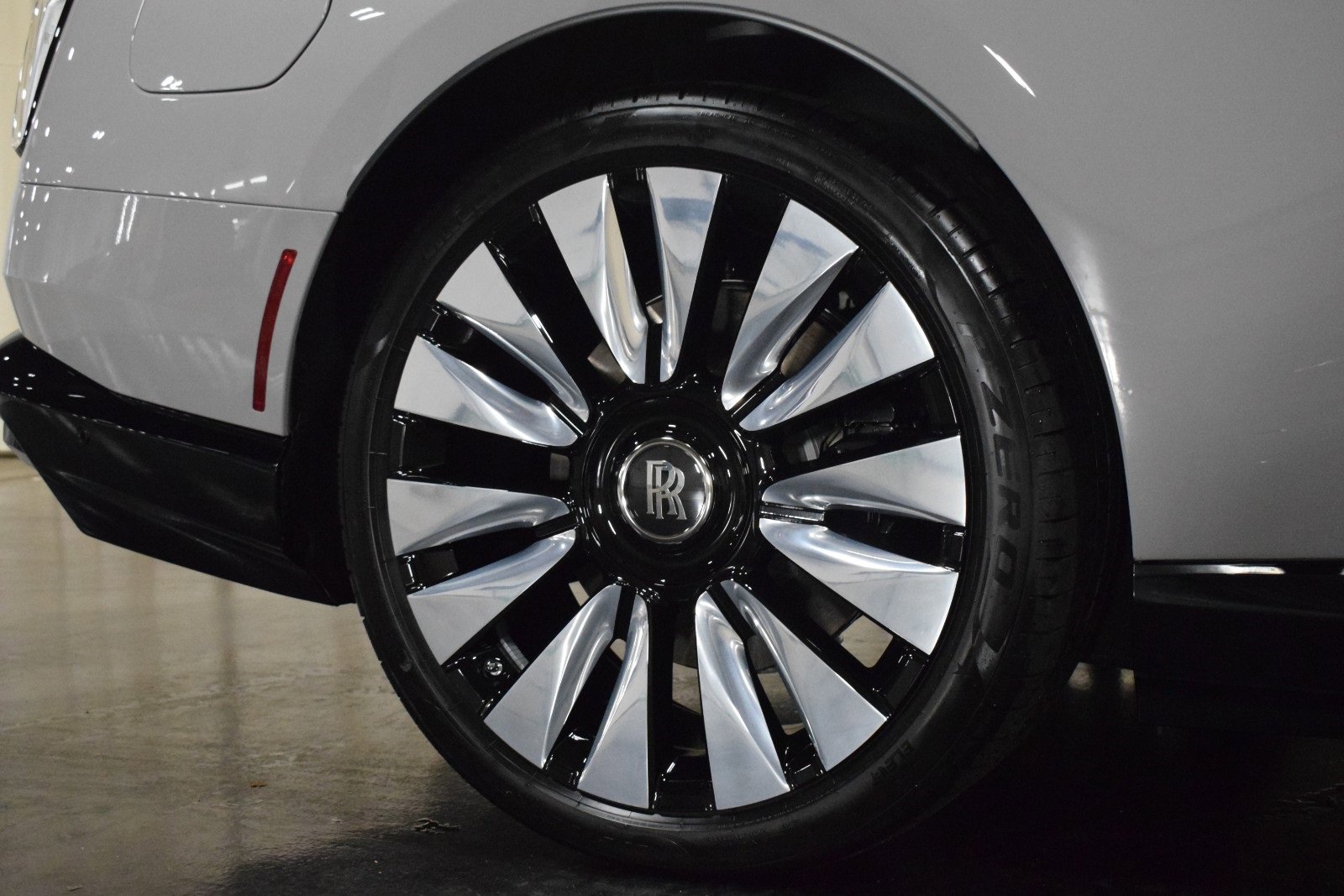 New 2024 Rolls-Royce Spectre w/ Spectre Launch Package image 16