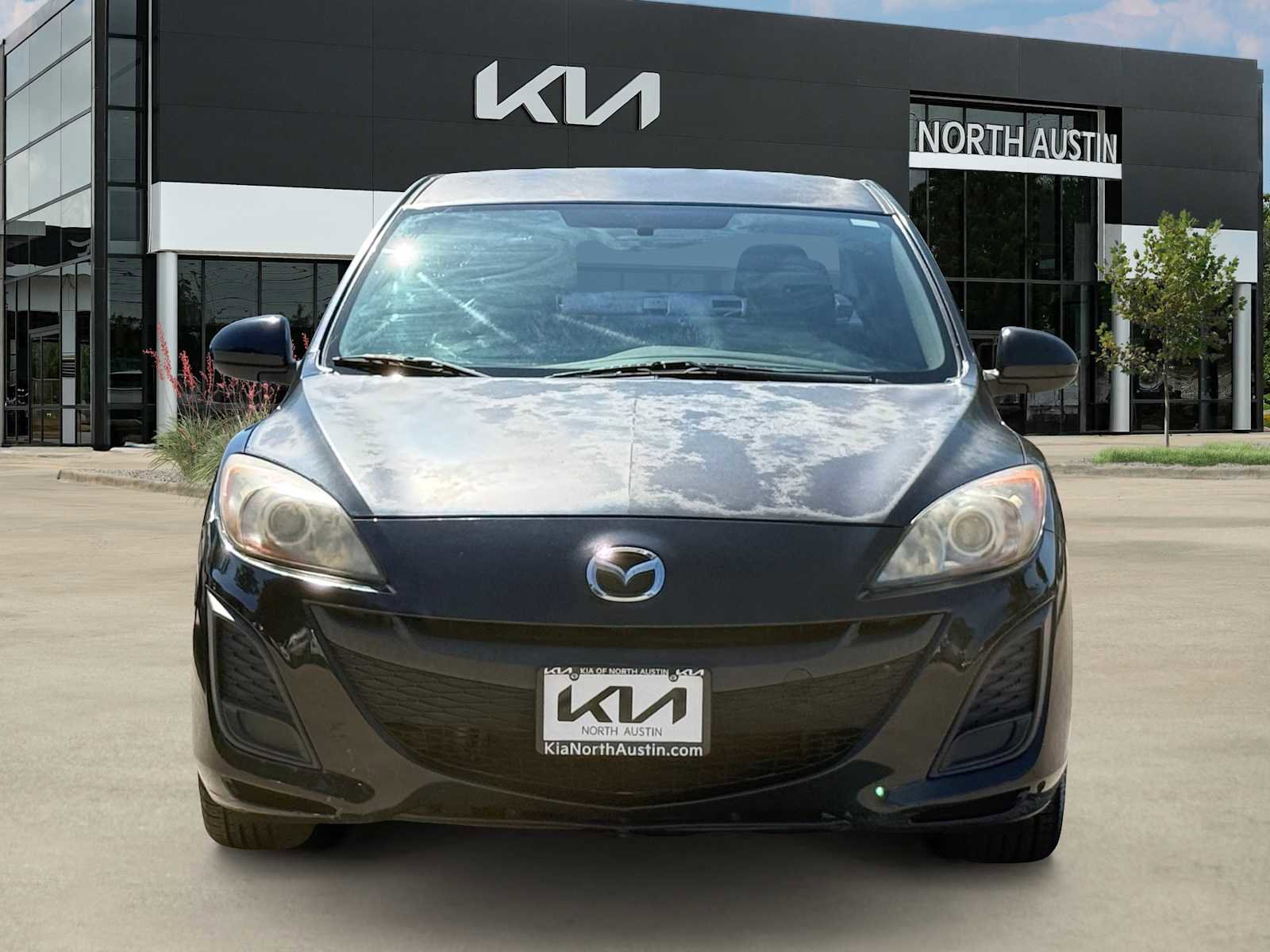 Used 2011 MAZDA MAZDA3 i Touring FWD image 4