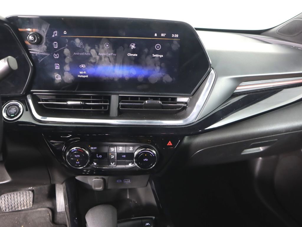 Used 2024 Chevrolet Trax RS image 9