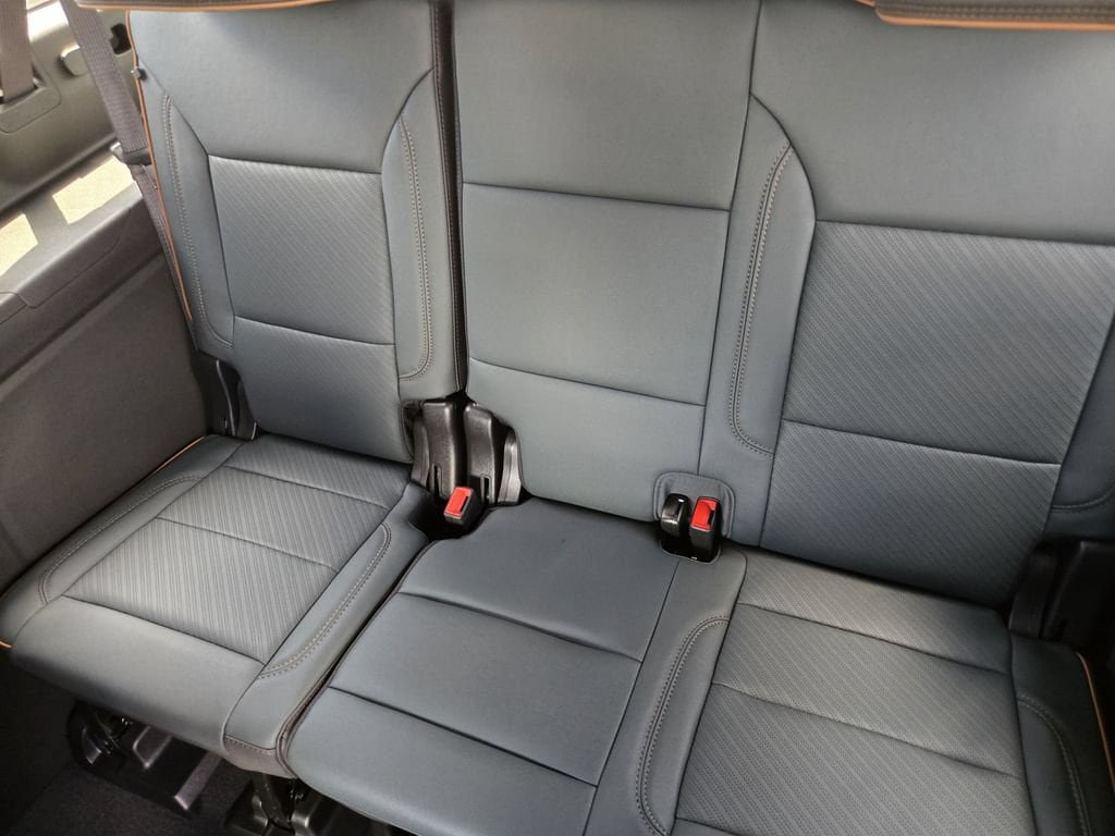 New 2026 GMC Yukon XL AT4 w/ AT4 Premium Package AWD/4WD image 21