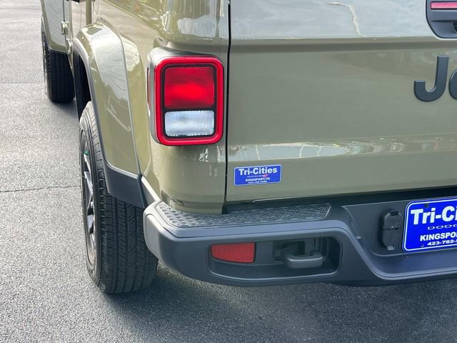 New 2025 Jeep Gladiator Sport image 6