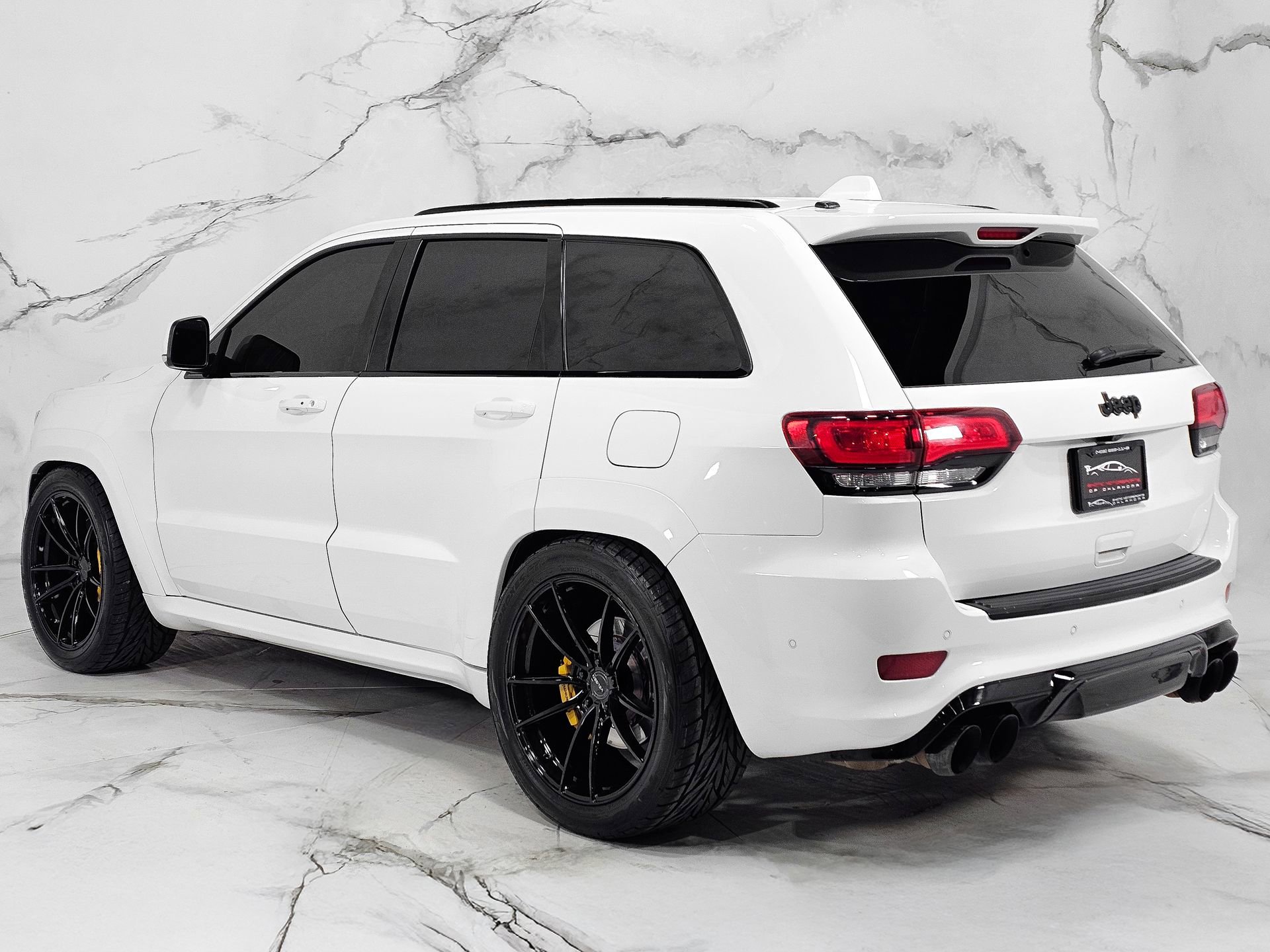 Used 2018 Jeep Grand Cherokee Trackhawk AWD/4WD image 11