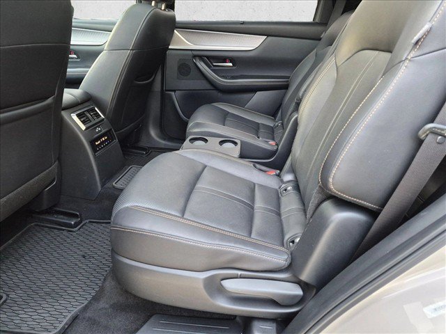 Used 2024 MAZDA CX-90 3.3 Turbo w/ Premium Package AWD/4WD image 17