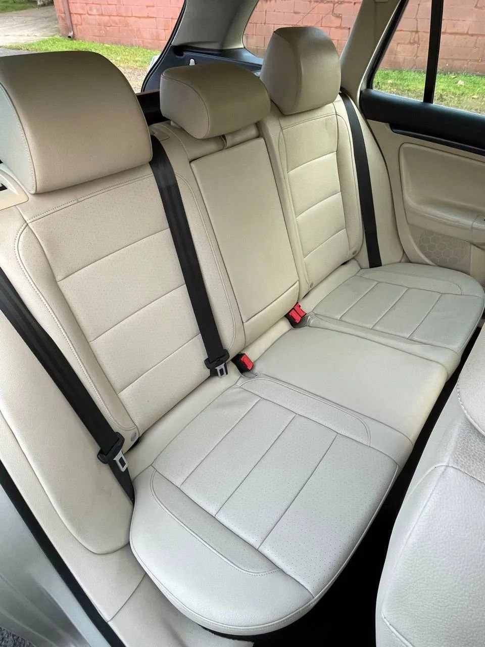 Used 2012 Volkswagen Jetta TDI image 19