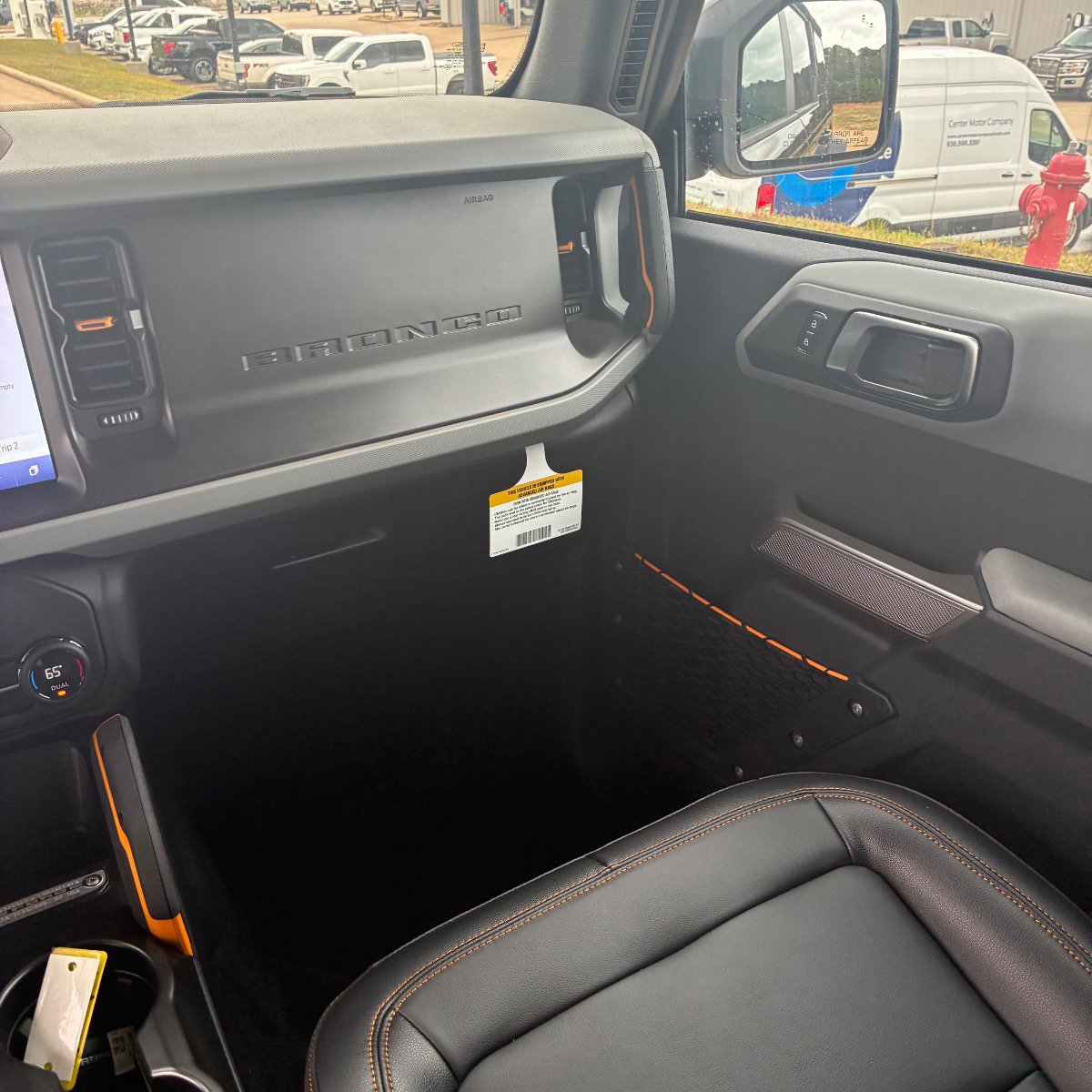 Used 2023 Ford Bronco Badlands w/ Sasquatch Package AWD/4WD image 30