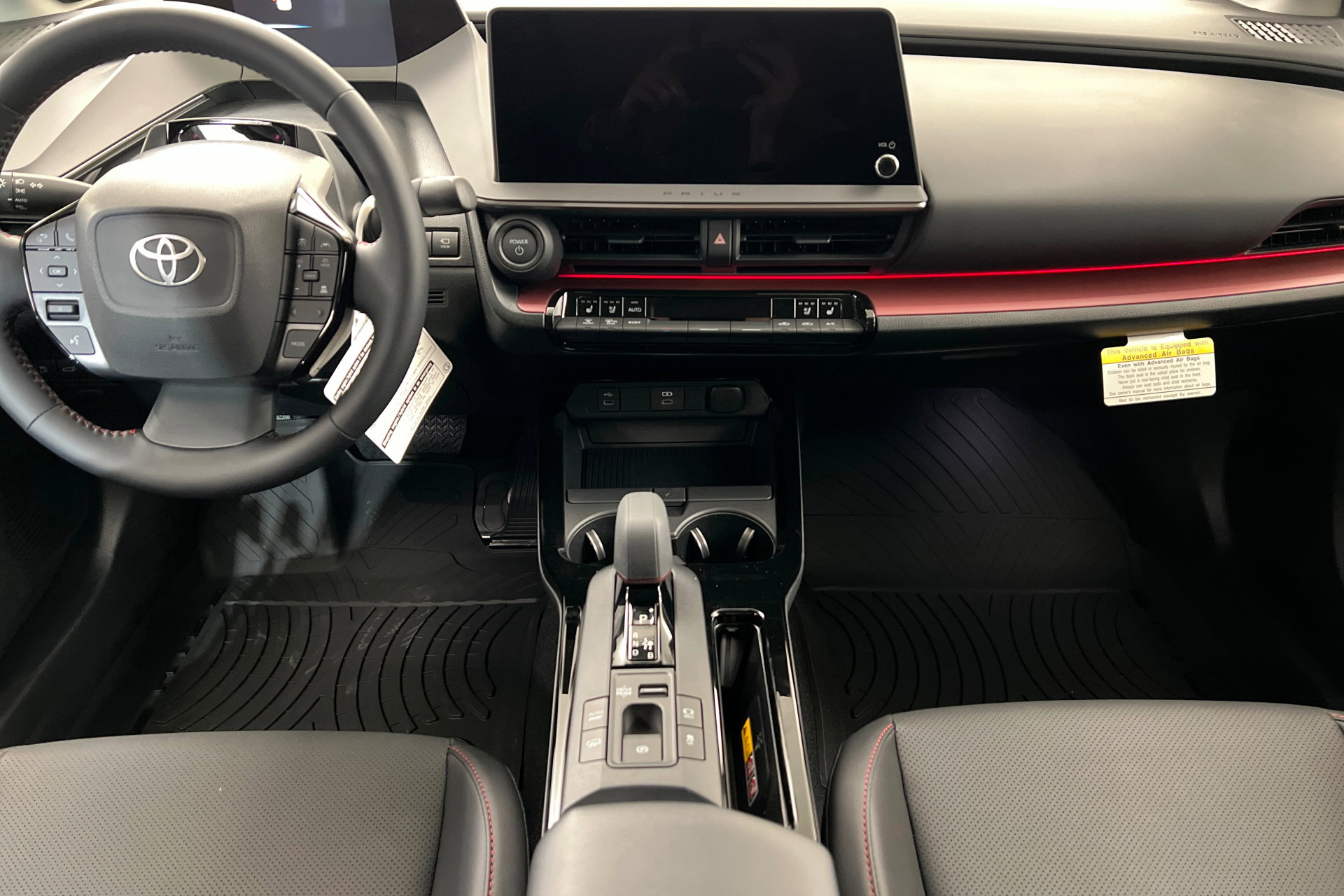 New 2026 Toyota Prius Plug-In Hybrid FWD image 13