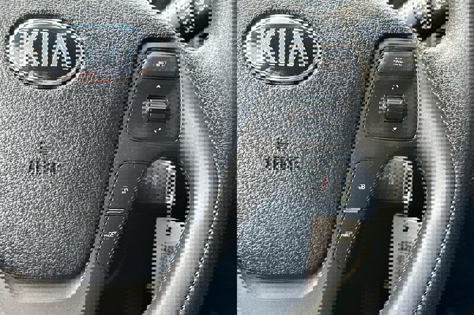 Used 2017 Kia Forte LX image 24