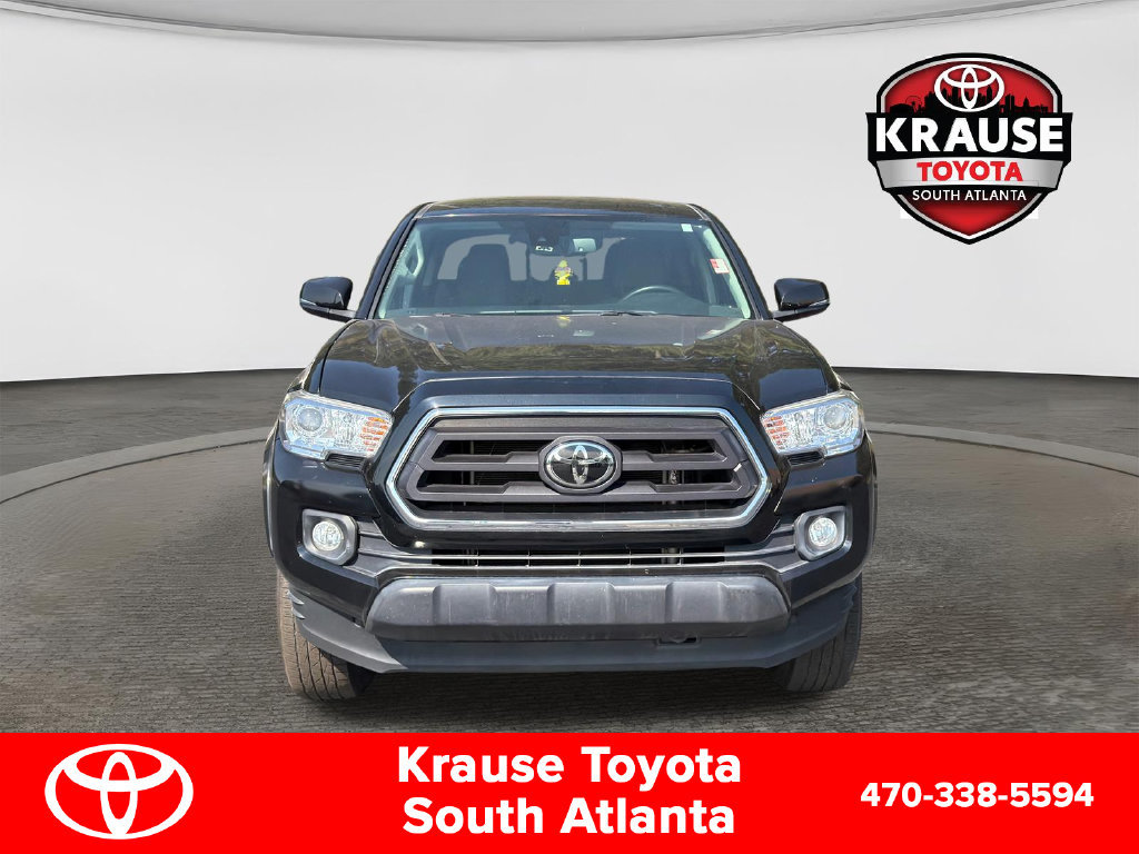 Used 2022 Toyota Tacoma SR5 w/ Technology Package RWD image 2
