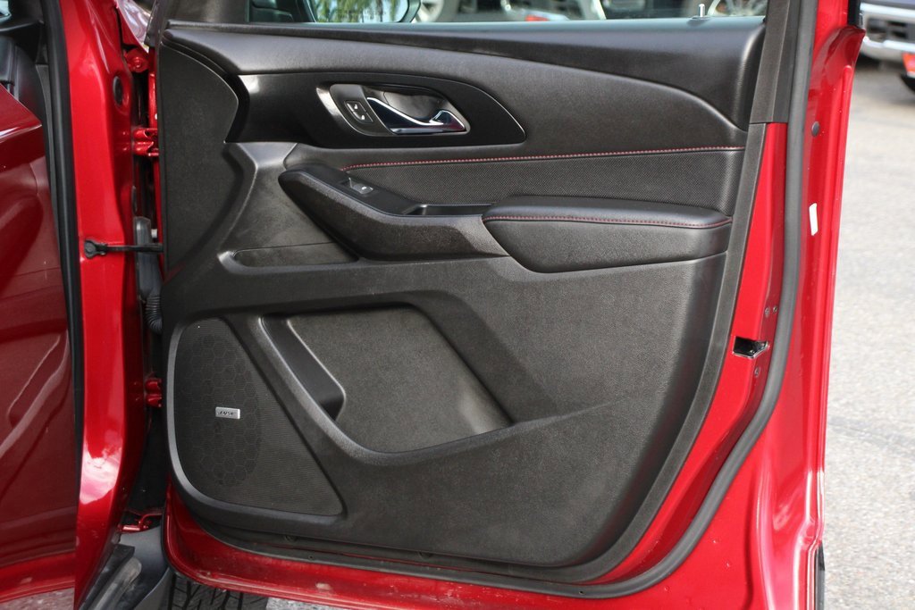 Used 2023 Chevrolet Traverse RS image 48