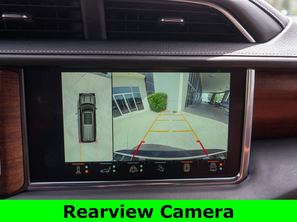 Used 2023 GMC Yukon XL Denali Ultimate AWD/4WD image 27