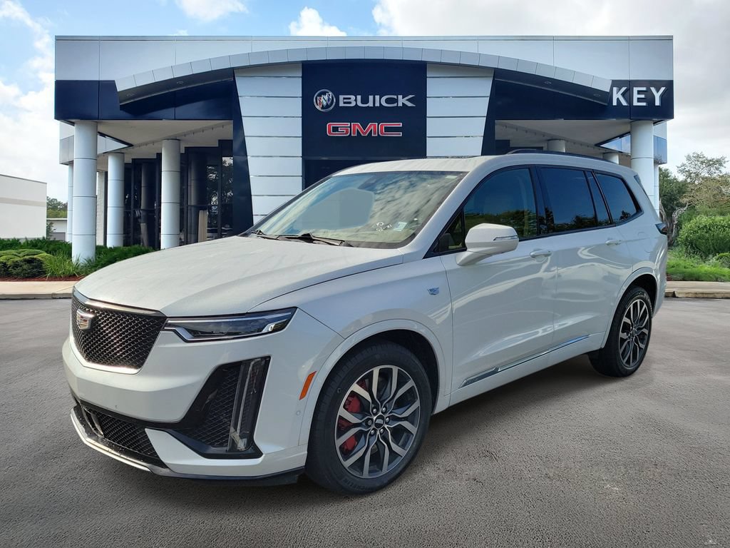 Used 2023 Cadillac XT6 Sport w/ Platinum Package AWD/4WD image 3