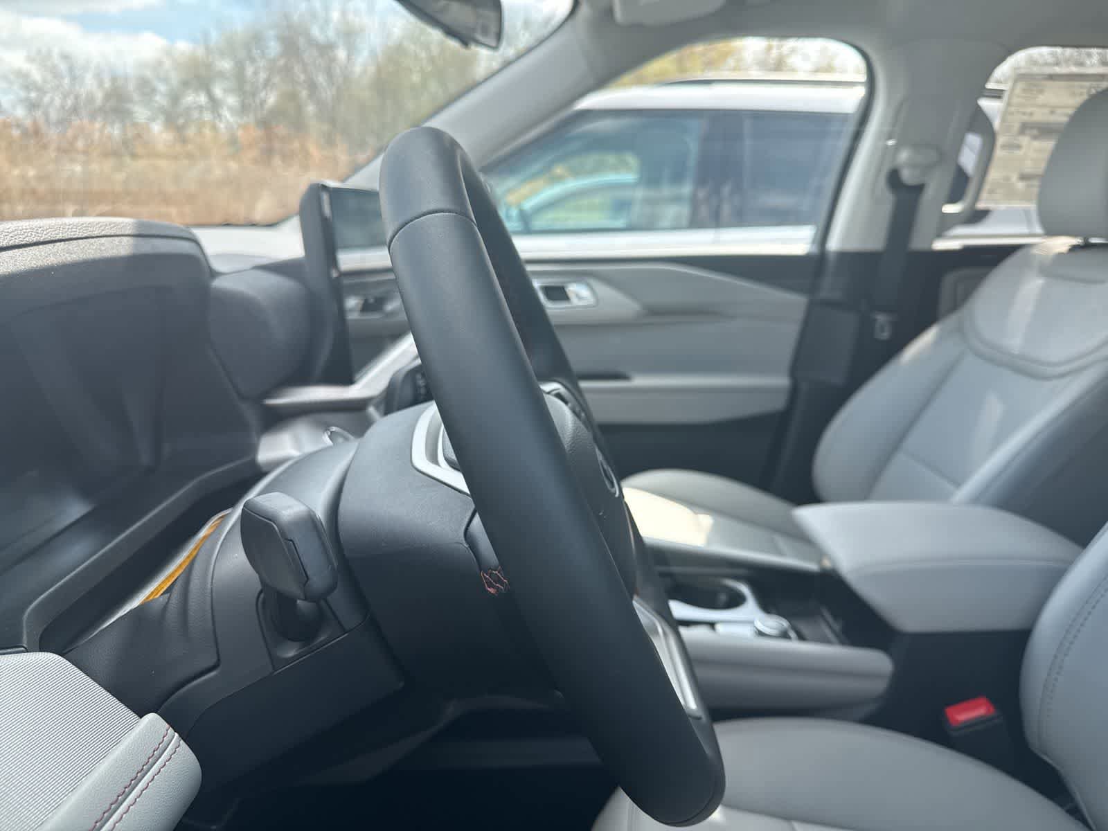 New 2026 Ford Explorer Active w/ Active Comfort Package AWD/4WD image 31