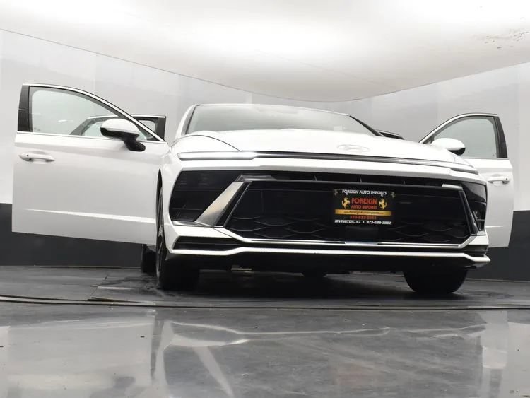 Used 2024 Hyundai Sonata SEL FWD image 11